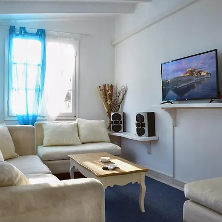 度假居 Bianca - Beachfront House - Recently Renovated Dafnila