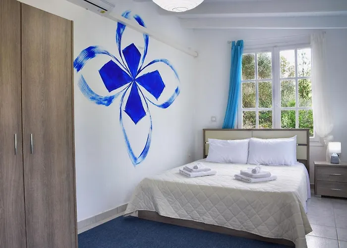 Bianca - Beachfront House - Recently Renovated