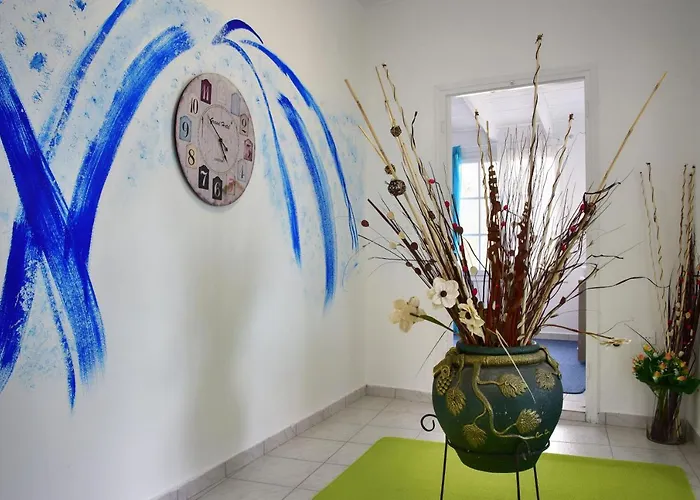 Bianca - Beachfront House - Recently Renovated 別荘 Dafnila